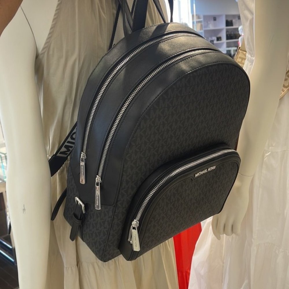 Michael Kors Jaycee Large Zip Pocket Backpack Black - Picture 12 of 16